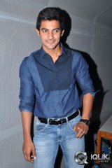 Pyaar Mein Padipoyane Movie Teaser Launch